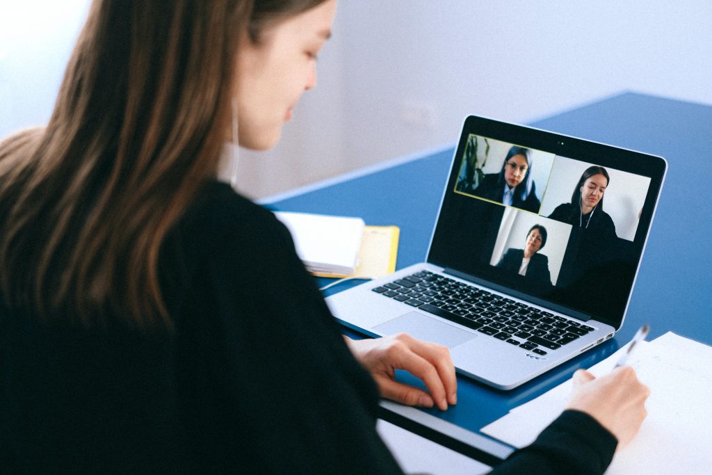 The Benefits of Using a Cloud-based video interview Platform