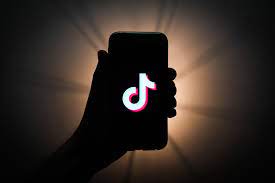 Followers on Fast-Forward: The Pros and Cons of Buying TikTok Followers